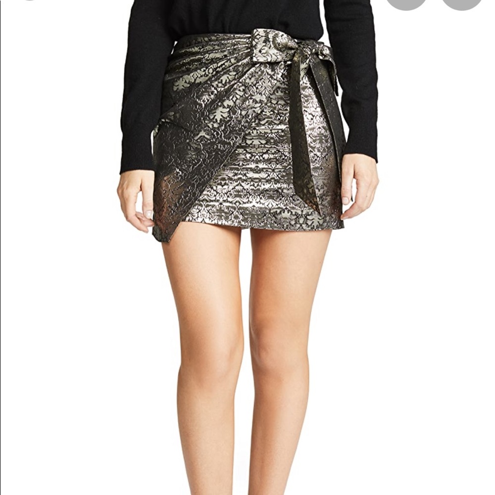 Exquisite Rebecca Minkoff wrap skirt-size 00